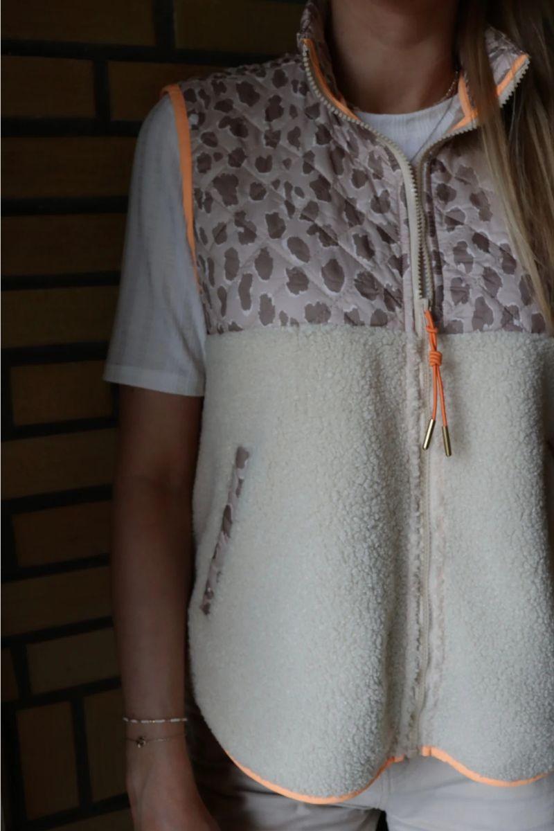 Teddy Leo Vest | Creme Pale Lux Leo Neon Orange | Vest fra Liberté