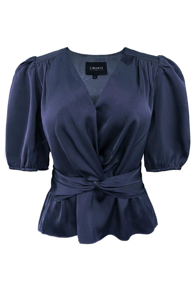 Tiki Ss Twist Blouse | Midnight Navy | Bluse fra Liberté