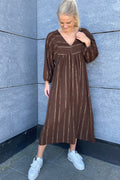87152 Dress | Coffee | Kjole fra Marta du Chateau