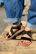 Crossed Sandals | Black