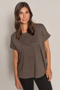 Lari O-Ss Stud Tee  |  Asphalt