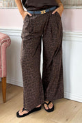Abbie Wideleg Pant | Mocca Leo