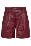 Phoebe Leather Pleat Shorts 31458 | Burgundy