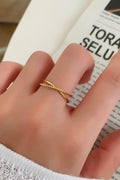 Dainty Daisy Ring | Gold