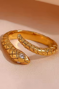 Sneaky Snake Ring | Gold