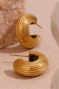 C Shaped Hoops | Gold